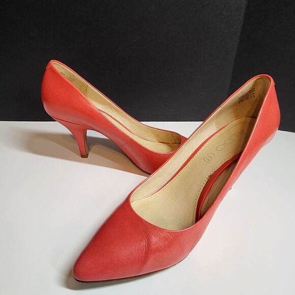 Aldo Pumps  - Picture 1 of 10
